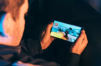 The Rise of Mobile Gaming: Top Devices and Games